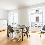 Appartement Place De La Madeleine, Paris